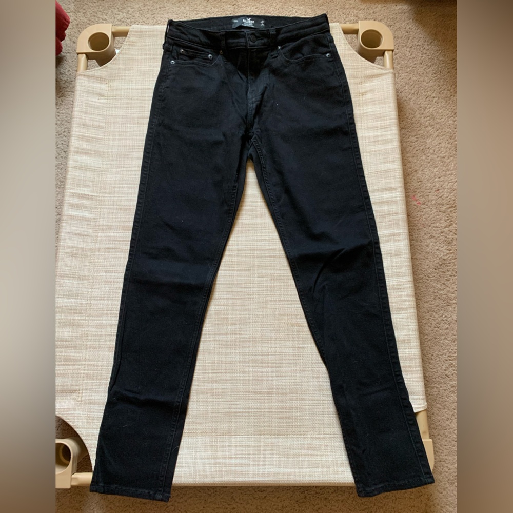 Hollister Mens no fade black athletic skinny jeans 31x34